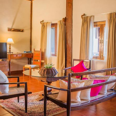 Sawantwadi Palace Boutique Art Hotel Экстерьер фото